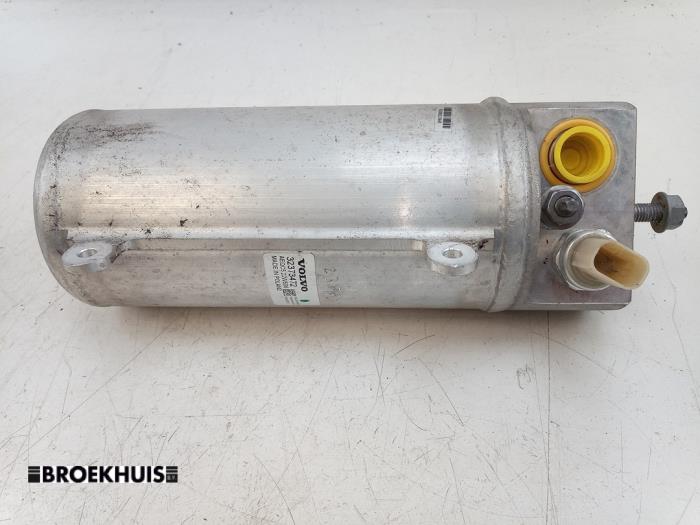 Usagé Déshydrateur clim Volvo XC40 (XZ) Recharge Twin 78 kWh Prix € 80,00 Règlement à la marge proposé par Autobedrijf Broekhuis B.V.
