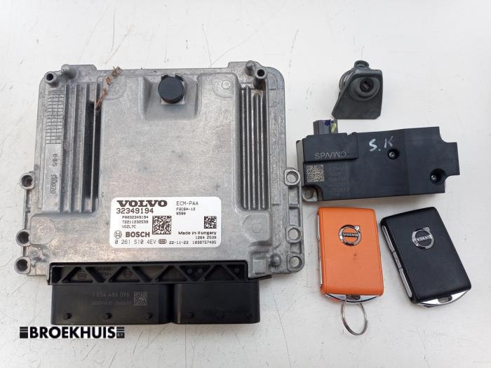 Used Engine management computer Volvo XC40 (XZ) Recharge Twin 78 kWh Price € 500,00 Margin scheme offered by Autobedrijf Broekhuis B.V.