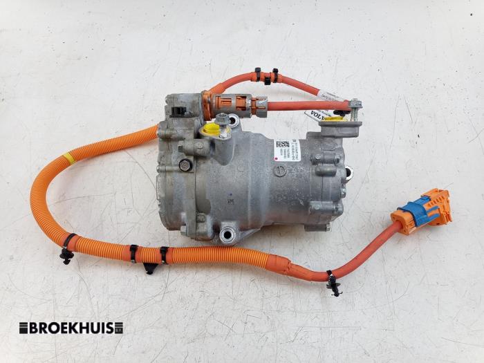Usagé Pompe clim Volvo XC40 (XZ) Recharge Twin 78 kWh Prix € 700,00 Règlement à la marge proposé par Autobedrijf Broekhuis B.V.