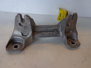 Used Gearbox mount BMW 3 serie (F30) 320i 2.0 16V Price € 25,00 Margin scheme offered by Autobedrijf Broekhuis B.V.