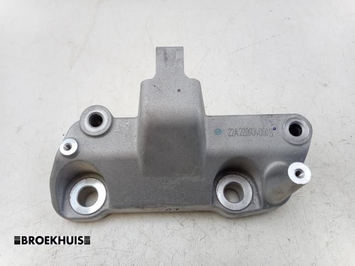 Used Engine mount Volvo XC40 (XZ) Recharge Twin 78 kWh Price € 30,00 Margin scheme offered by Autobedrijf Broekhuis B.V.