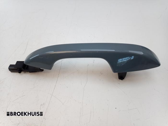 Begagnade Handtag Volvo XC40 (XZ) Recharge Twin 78 kWh Pris € 40,00 Marginaltabell erbjuds av Autobedrijf Broekhuis B.V.