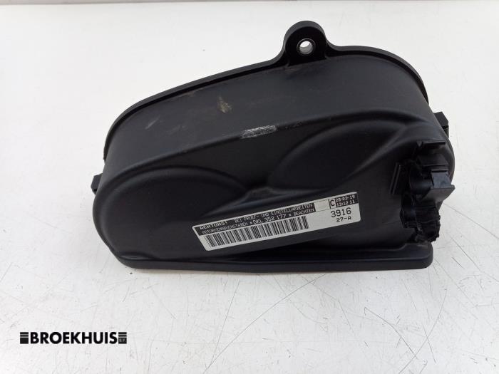 Usagé Couvercle de distribution Volkswagen Polo VI (AW1) 1.0 TSI 12V Prix € 10,00 Règlement à la marge proposé par Autobedrijf Broekhuis B.V.