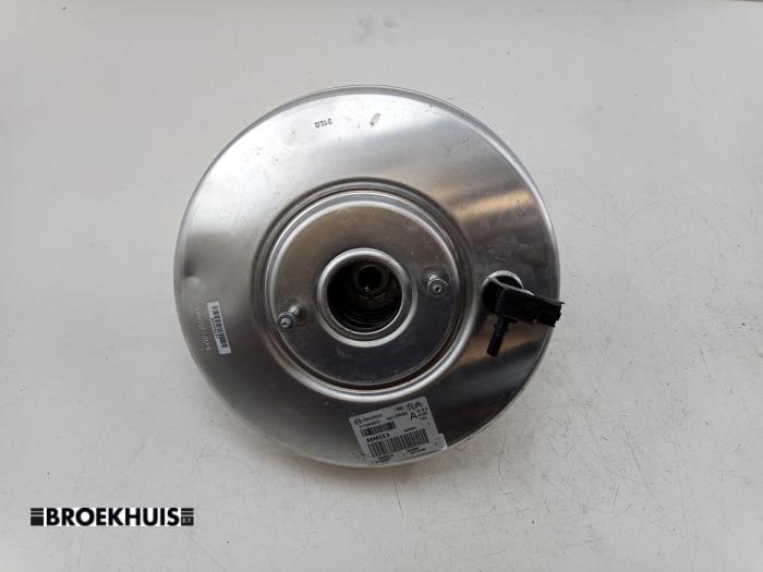 Gebrauchte Bremskraftverstärker Peugeot Partner (EA//EF/EN/EU) 1.5 BlueHDi 100 Preis € 36,30 Mit Mehrwertsteuer angeboten von Autobedrijf Broekhuis B.V.