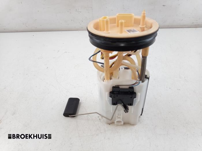 Begagnade Elektrisk bränslepump Volkswagen Transporter T6 2.0 TDI 204 Pris € 145,20 Inklusive moms erbjuds av Autobedrijf Broekhuis B.V.