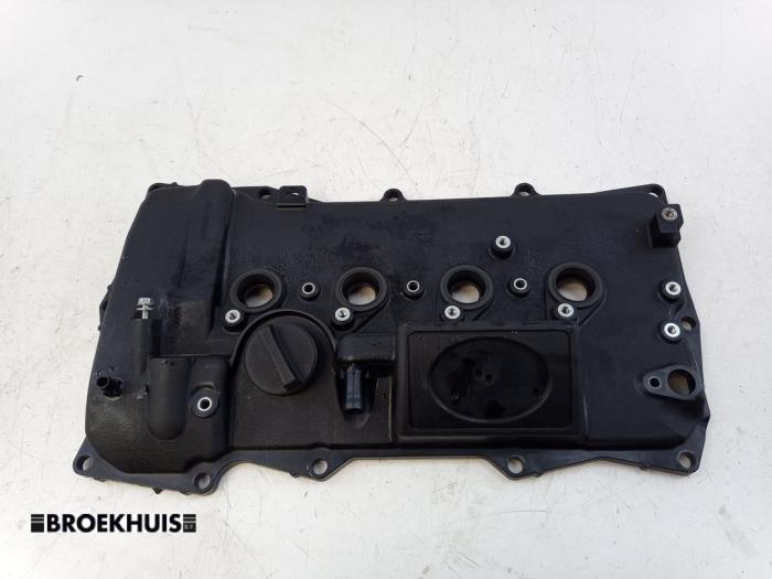 Usagé Couvercle soupapes Toyota Prius (ZVW5) 1.8 16V Hybrid Prix sur demande proposé par Autobedrijf Broekhuis B.V.