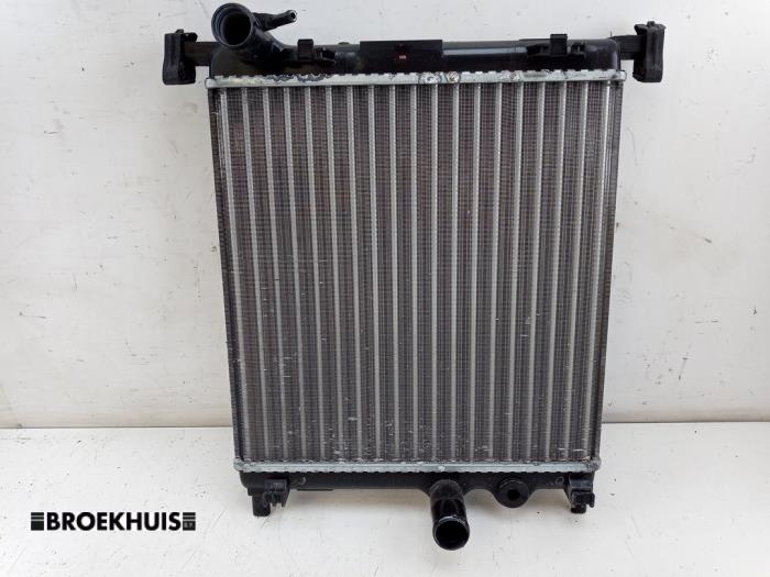 Used Radiator Volkswagen Up! (121) 1.0 12V 75 Price € 40,00 Margin scheme offered by Autobedrijf Broekhuis B.V.