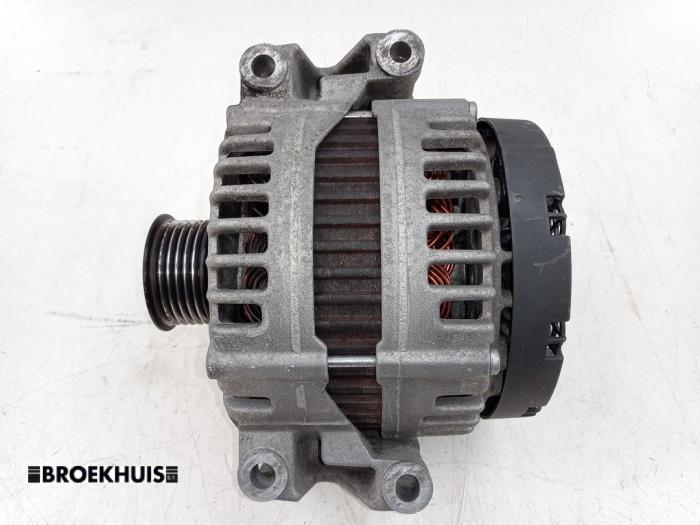 Usagé Dynamo Mercedes S (W221) 3.5 S-350 24V Prix € 150,00 Règlement à la marge proposé par Autobedrijf Broekhuis B.V.