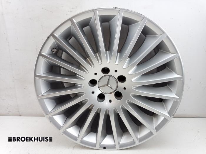 Używane Obrecz Mercedes S (W221) 3.5 S-350 24V Cena € 150,00 Procedura marży oferowane przez Autobedrijf Broekhuis B.V.