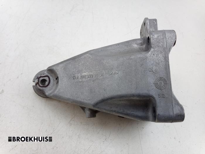 Used Engine mount Mercedes C Estate (S205) C-300 e 2.0 16V Price € 20,00 Margin scheme offered by Autobedrijf Broekhuis B.V.