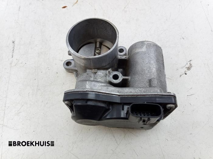 Gebrauchte Drosselklappengehäuse Suzuki Baleno (EW/FW) 1.2 Dual Jet 16V Hybrid Preis € 40,00 Margenregelung angeboten von Autobedrijf Broekhuis B.V.