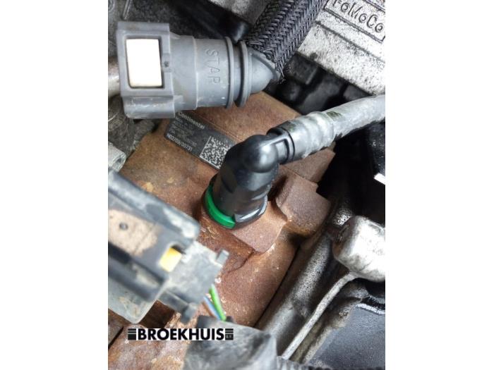 Motor van een Ford Transit Connect (PJ2) 1.6 TDCi 16V 95 2014