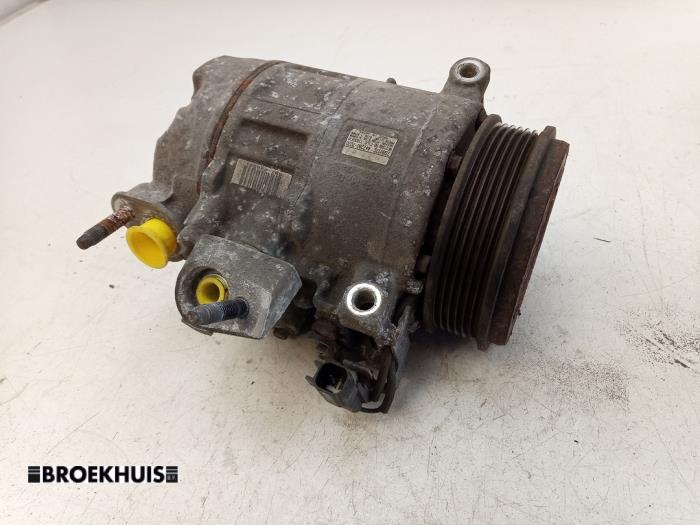 Gebrauchte Klimapumpe Ford Transit Connect (PJ2) 1.6 TDCi 16V 95 Preis € 121,00 Mit Mehrwertsteuer angeboten von Autobedrijf Broekhuis B.V.