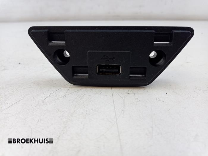 Gebrauchte Modul USB Volkswagen Up! (121) 1.0 12V EcoFuel Preis € 30,00 Margenregelung angeboten von Autobedrijf Broekhuis B.V.