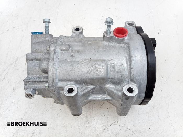 Usagé Compresseur de clim Toyota Yaris IV (P21/PA1/PH1) 1.5 12V Hybrid 115 Prix € 250,00 Règlement à la marge proposé par Autobedrijf Broekhuis B.V.