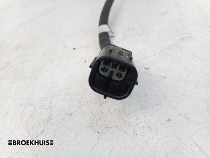 Lambda probe from a Toyota Yaris IV (P21/PA1/PH1) 1.5 12V Hybrid 115 2023
