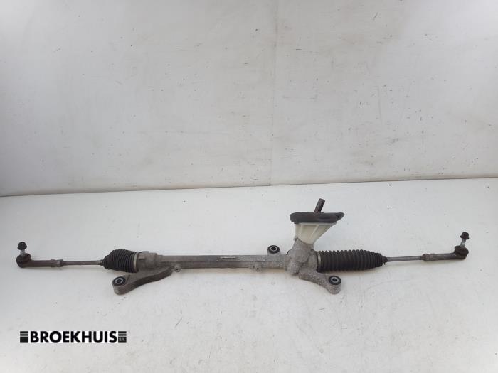 Begagnade Styrbox Ford Fiesta 7 1.1 Ti-VCT 12V 85 Pris € 125,00 Marginaltabell erbjuds av Autobedrijf Broekhuis B.V.
