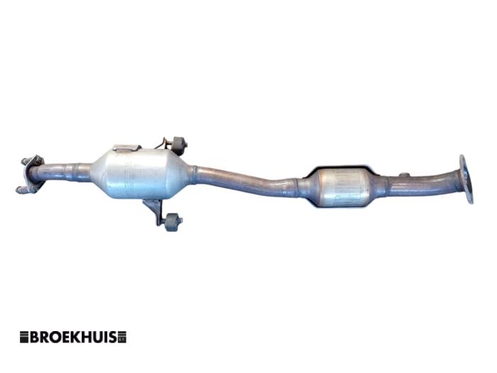 Usagé Catalyseur Toyota C-HR (X1,X5) 1.8 16V Hybrid Prix € 175,00 Règlement à la marge proposé par Autobedrijf Broekhuis B.V.