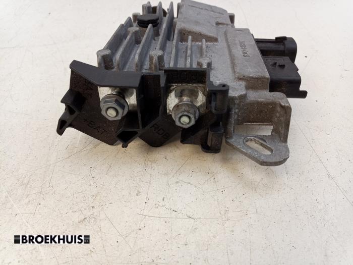 Start/Stop computer from a Peugeot 308 SW (L4/L9/LC/LJ/LR) 1.2 12V e-THP PureTech 130 2018