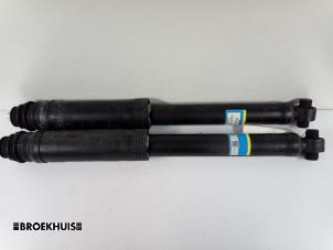 Used Shock absorber kit Toyota Prius Plus (ZVW4) 1.8 16V Price € 50,00 Margin scheme offered by Autobedrijf Broekhuis B.V.
