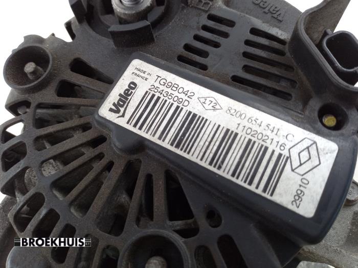Dynamo d'un Renault Twingo II (CN) 1.2 16V 2011