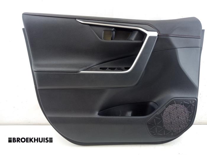 Begagnade List, framdörr, 4-dörrars, vänster Toyota RAV4 (A5) 2.5 Plug-in Hybrid 16V AWD Pris € 100,00 Marginaltabell erbjuds av Autobedrijf Broekhuis B.V.