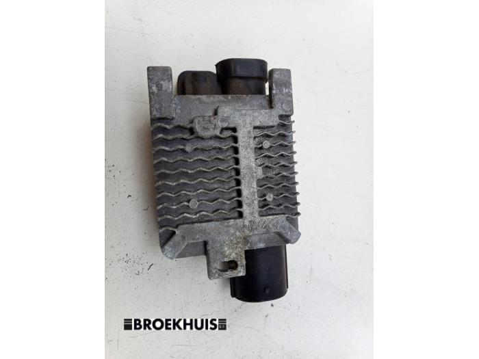 Używane Modul wentylator Ford Focus 3 1.0 Ti-VCT EcoBoost 12V 100 Cena € 30,00 Procedura marży oferowane przez Autobedrijf Broekhuis B.V.
