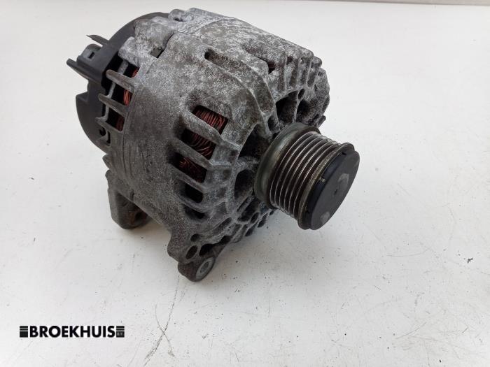 Begagnade Dynamo Skoda Fabia II Combi 1.2 TDI 12V Greenline Pris € 35,00 Marginaltabell erbjuds av Autobedrijf Broekhuis B.V.