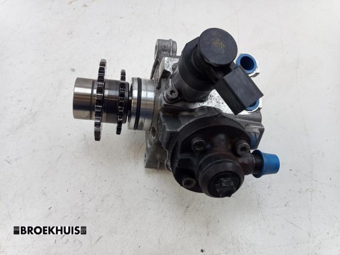 Used Mechanical fuel pump Mercedes Sprinter 5t 517 CDI 2.0 D RWD Price € 242,00 Inclusive VAT offered by Autobedrijf Broekhuis B.V.