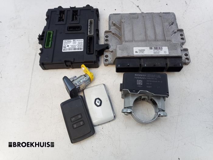 Used Injection computer Renault Kadjar (RFEH) 1.2 Energy TCE 130 Price € 250,00 Margin scheme offered by Autobedrijf Broekhuis B.V.