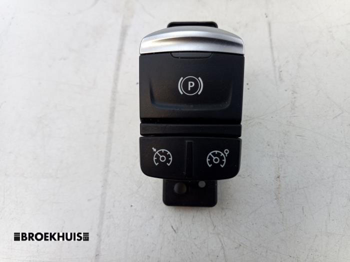 Gebrauchte Handbremse Schalter Renault Kadjar (RFEH) 1.2 Energy TCE 130 Preis € 20,00 Margenregelung angeboten von Autobedrijf Broekhuis B.V.