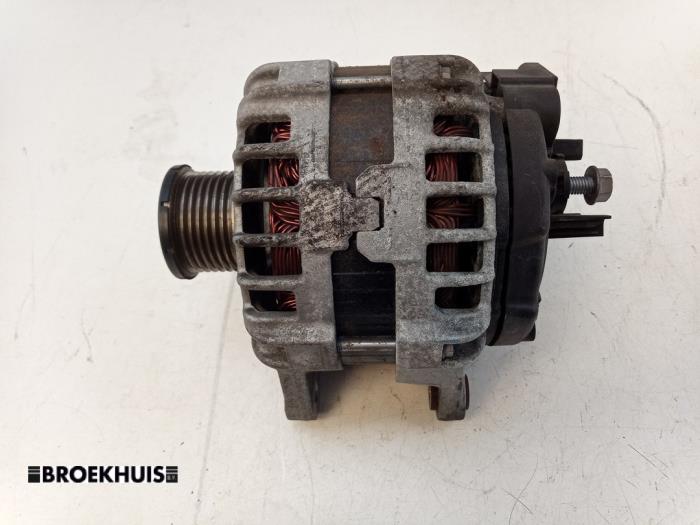 Gebrauchte Dynamo Renault Kadjar (RFEH) 1.2 Energy TCE 130 Preis € 50,00 Margenregelung angeboten von Autobedrijf Broekhuis B.V.
