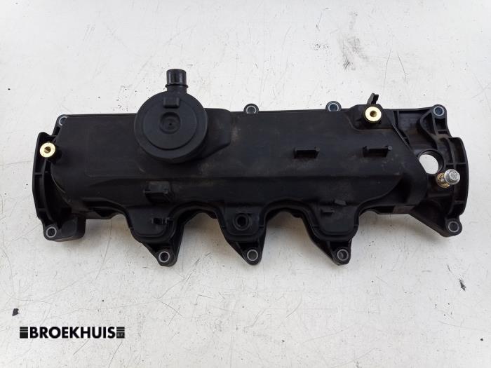 Gebrauchte Ventildeckel Renault Clio IV (5R) 1.5 dCi 90 FAP Preis auf Anfrage angeboten von Autobedrijf Broekhuis B.V.