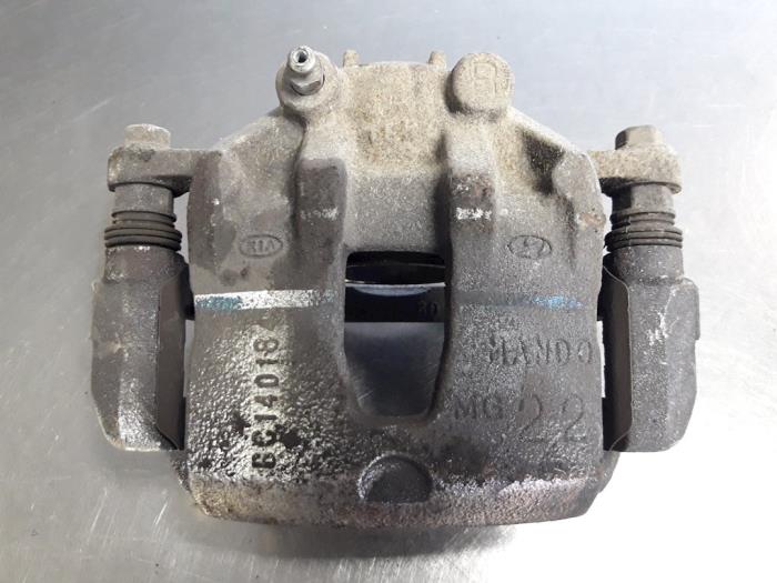 Gebrauchte Bremszange rechts vorne Kia Rio III (UB) 1.2 CVVT 16V Preis € 15,00 Margenregelung angeboten von Autobedrijf Broekhuis B.V.