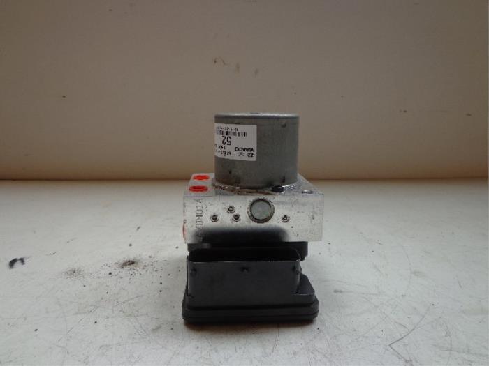 Begagnade ABS-pump Kia Rio III (UB) 1.2 CVVT 16V Pris € 50,00 Marginaltabell erbjuds av Autobedrijf Broekhuis B.V.