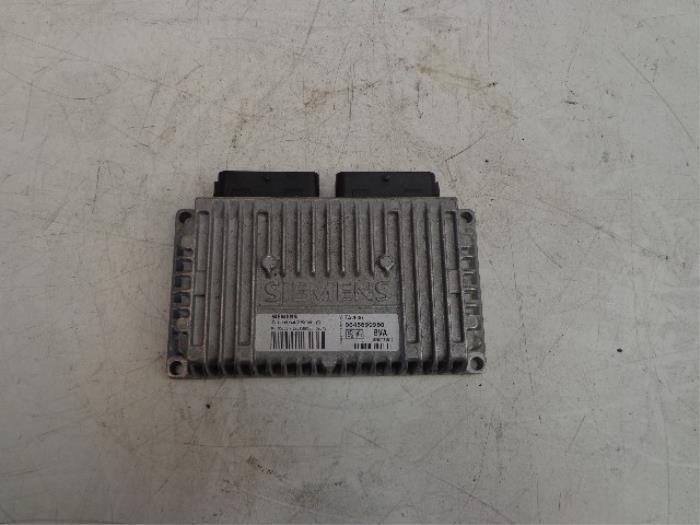 Used Automatic gearbox computer Citroen C5 I Berline (DC) 2.0 16V Price € 30,00 Margin scheme offered by Autobedrijf Broekhuis B.V.