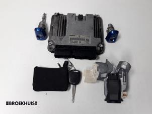 Usados Ordenadores de inyección Toyota Yaris II (P9) 1.4 D-4D Precio € 40,00 Norma de margen ofrecido por Autobedrijf Broekhuis B.V.