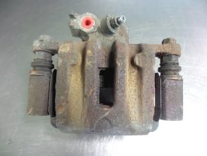 Used Rear brake calliper, left Chevrolet Captiva (C140) 2.2 D 16V 4x4 Price € 35,00 Margin scheme offered by Autobedrijf Broekhuis B.V.