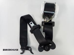 Used Front seatbelt, left BMW 3 serie Touring (E91) 325d 24V Price € 15,00 Margin scheme offered by Autobedrijf Broekhuis B.V.