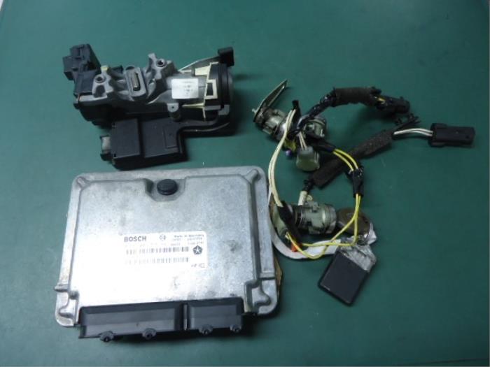 Used Injection computer Chrysler Voyager/Grand Voyager 2.5 TDiC Price € 25,00 Margin scheme offered by Autobedrijf Broekhuis B.V.