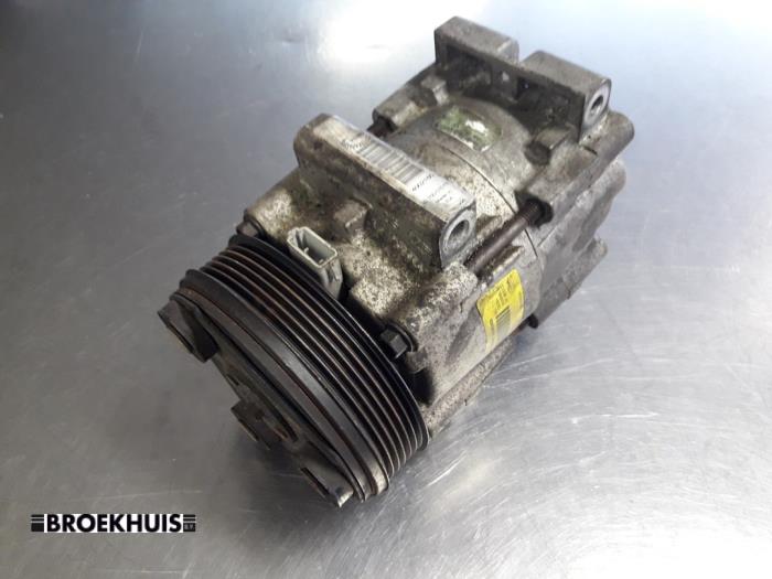 Gebrauchte Klimapumpe Ford Mondeo II Wagon 1.8i 16V Preis € 20,00 Margenregelung angeboten von Autobedrijf Broekhuis B.V.