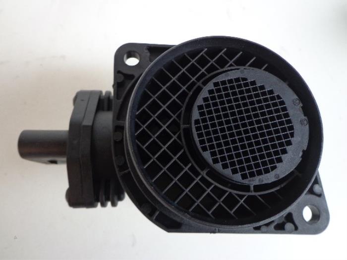 Air mass meter Skoda Fabia II 1.4 TDI 70 038906461B 364074