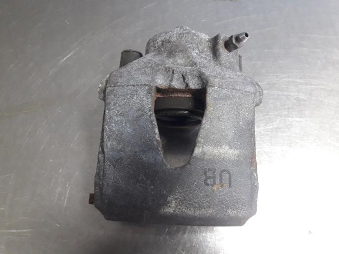 Gebrauchte Bremszange links vorne Seat Leon (1P1) 1.6 TDI 16V 105 Preis € 15,00 Margenregelung angeboten von Autobedrijf Broekhuis B.V.