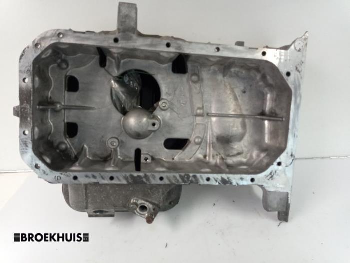 Gebrauchte Ölwanne Opel Astra J Sports Tourer (PD8/PE8/PF8) 1.7 CDTi 16V Preis € 40,00 Margenregelung angeboten von Autobedrijf Broekhuis B.V.