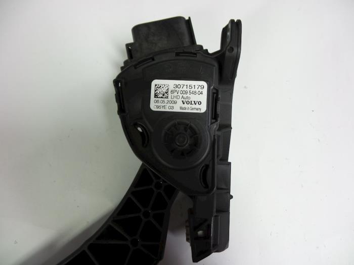 Accelerator pedal Volvo XC90 I 2.4 D5 20V 30715179