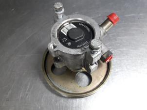 Used Power steering pump Peugeot 306 (7A/C/S) 1.6i XR,XT,ST Price € 20,00 Margin scheme offered by Autobedrijf Broekhuis B.V.