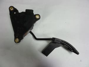 Used Accelerator pedal Nissan Qashqai (J10) 2.0 dCi Price € 25,00 Margin scheme offered by Autobedrijf Broekhuis B.V.