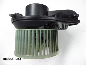 Used Heating and ventilation fan motor Volkswagen Passat Variant (3B6) 1.8 Turbo 20V Price € 75,00 Margin scheme offered by Autobedrijf Broekhuis B.V.