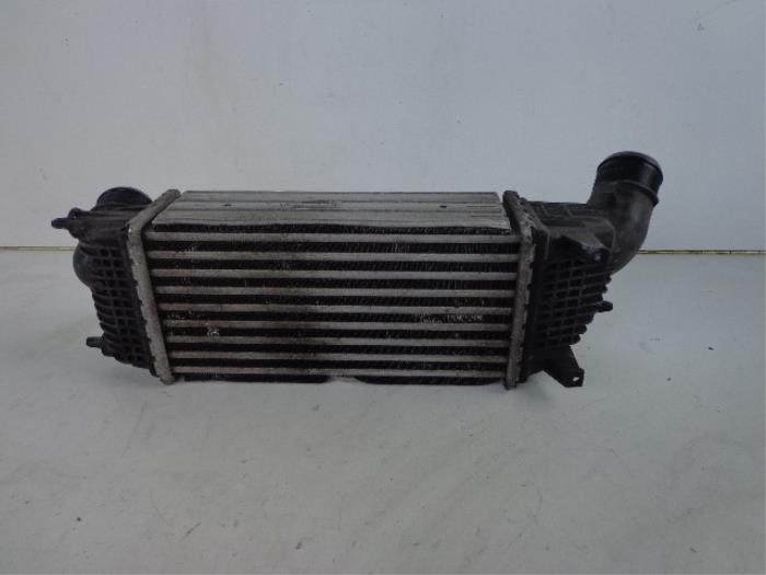 Usagé Intercooler Peugeot 508 SW (8E/8U) 2.0 HDiF 16V Prix € 40,00 Règlement à la marge proposé par Autobedrijf Broekhuis B.V.