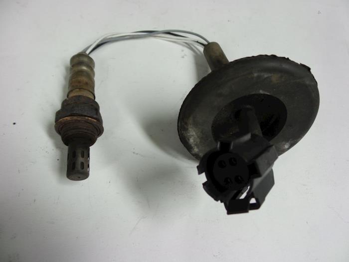 Usados Sonda Lambda Chrysler Voyager/Grand Voyager 2.4i 16V Precio € 10,00 Norma de margen ofrecido por Autobedrijf Broekhuis B.V.